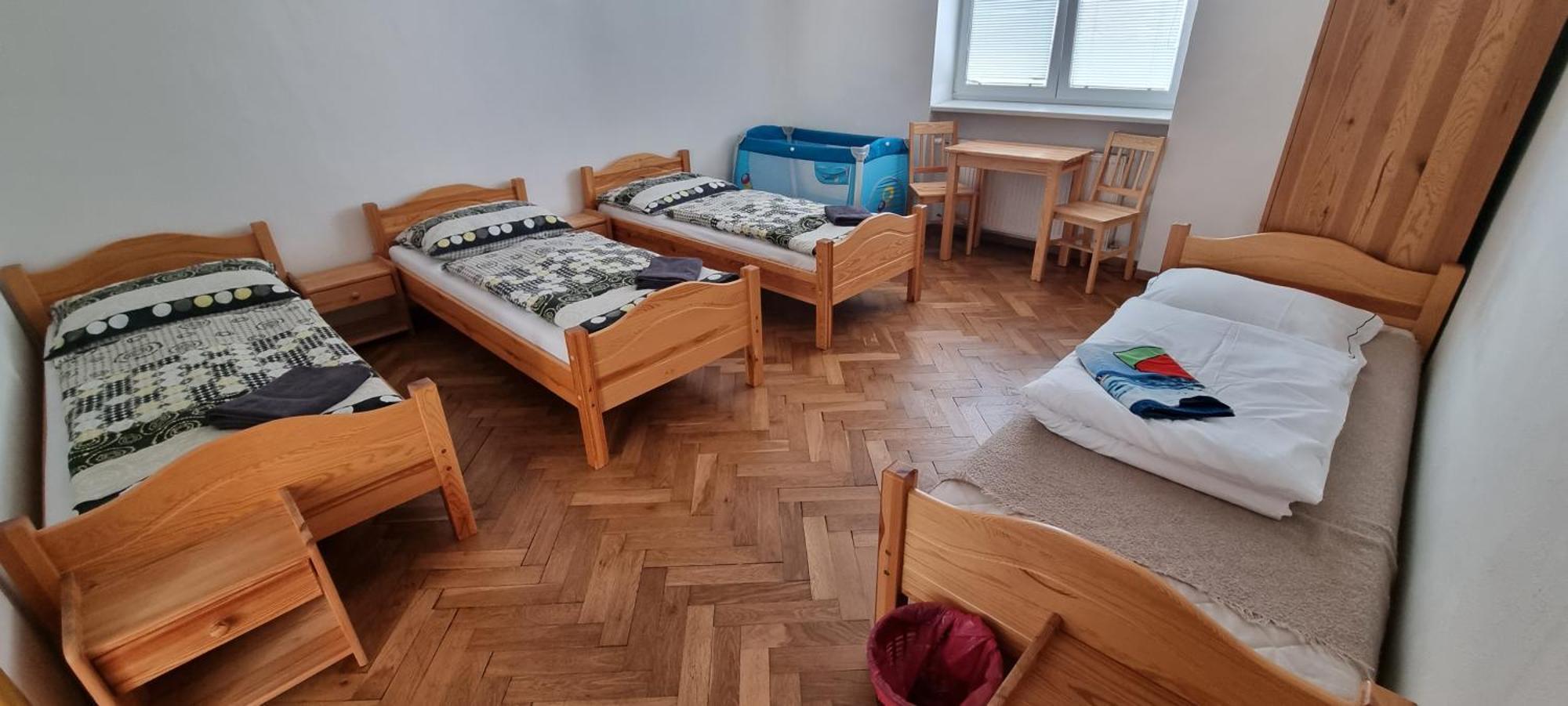 Ubytovanie Topolcany Apartment Екстериор снимка